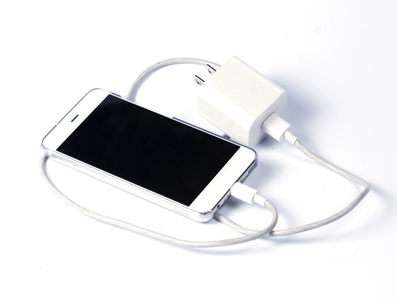 充電器、加湿器、電気スタンドなど豊富な貸し出し備品